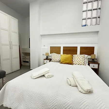 Alma De Triana 1 Apartment Seville Exterior photo